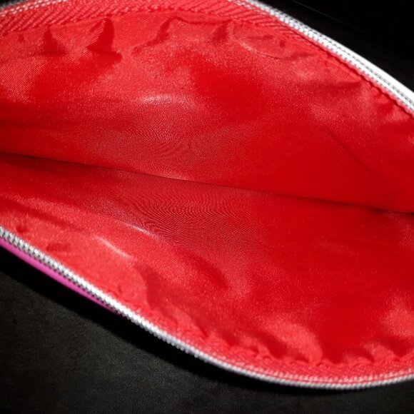 Issey Miyake Pleats Please Cosmetic Case w/charm - Picture 4 of 4